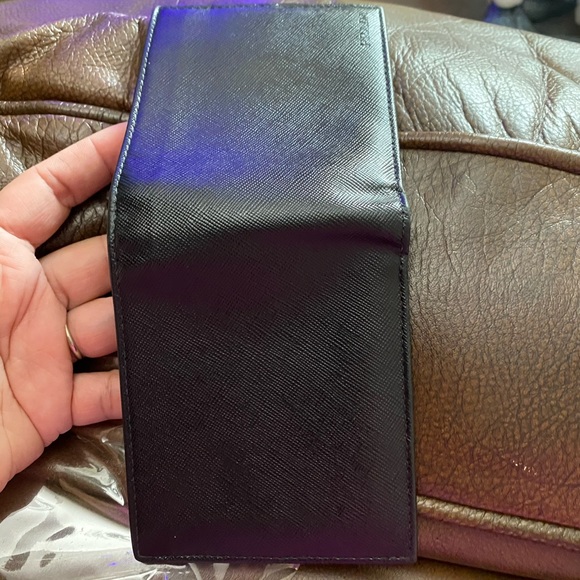 Prada Saffiano Men's Wallet - Picture 8 of 11